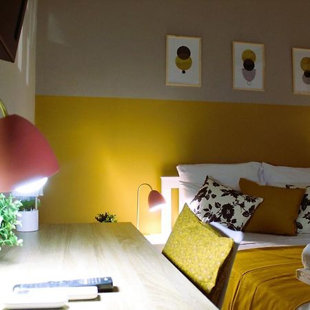 Vomero Parthenope Home เนเปิลส์ ภายนอก รูปภาพ